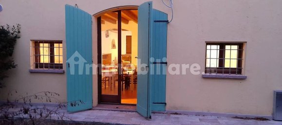 Villa de 5 dormitorios en Goito, Italy No. 354854 2