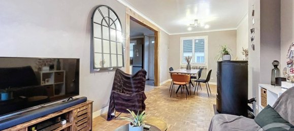 3 bedrooms House in Chartres, France No. 42902 3