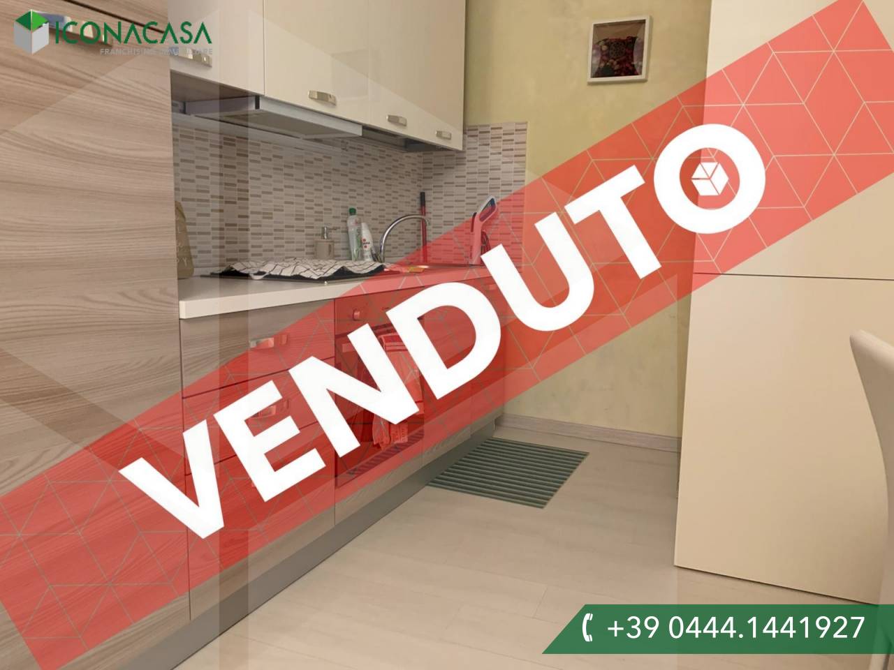 3 rooms Apartment in Vicenza, Italy No. 19221