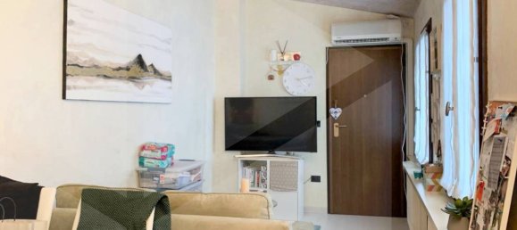 3 rooms Apartment in Vicenza, Italy No. 19221 6