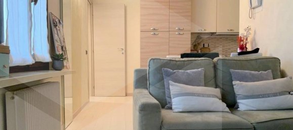 3 rooms Apartment in Vicenza, Italy No. 19221 9