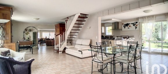 4 bedrooms House in Athee-sur-Cher, France No. 272486 5