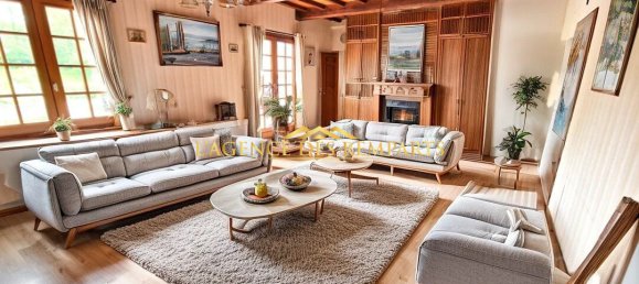 Casa de 3 dormitorios en Montreuil, France No. 59754 6