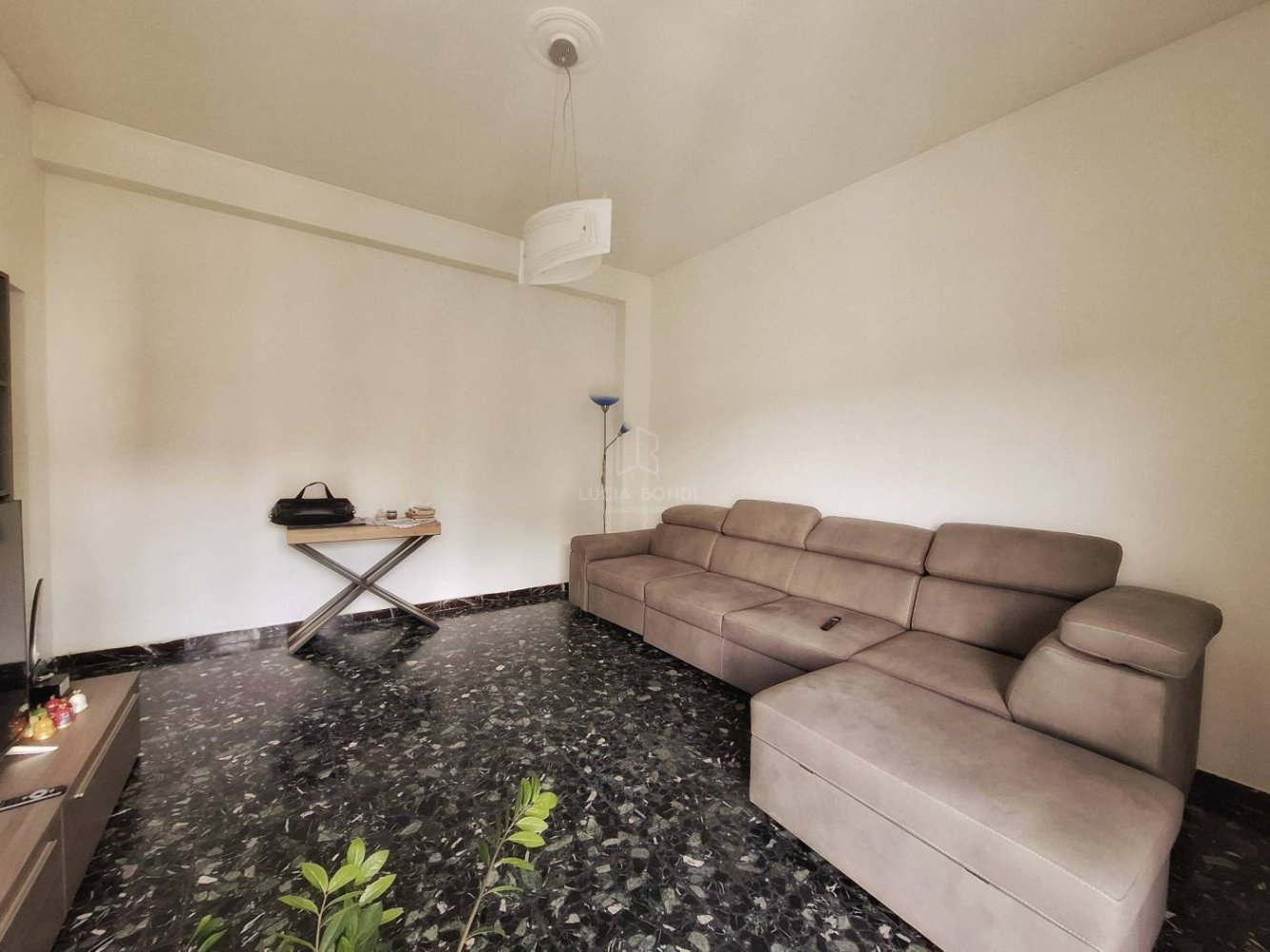 2 غرف نوم شقة في Arezzo, Italy رقم 338196