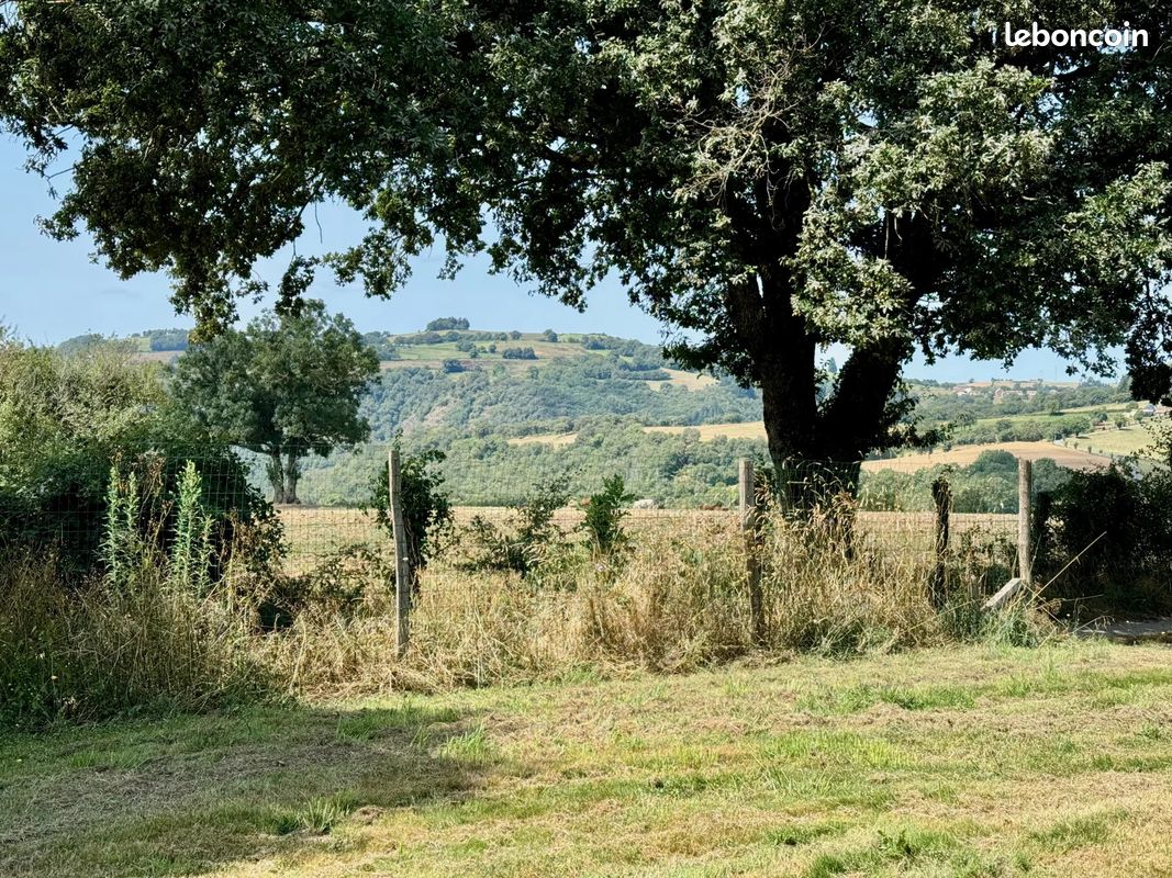 2 غرف نوم منزل في La Salvetat-Peyrales, France رقم 339400