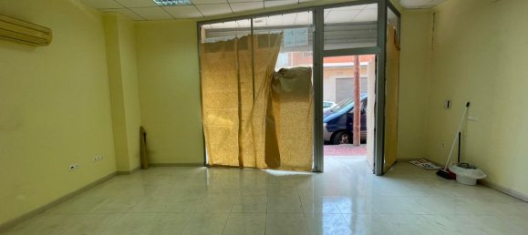 Коммерческая недвижимость 90м² в Гуардамар-дель-Сегура, Испания № 189188 7