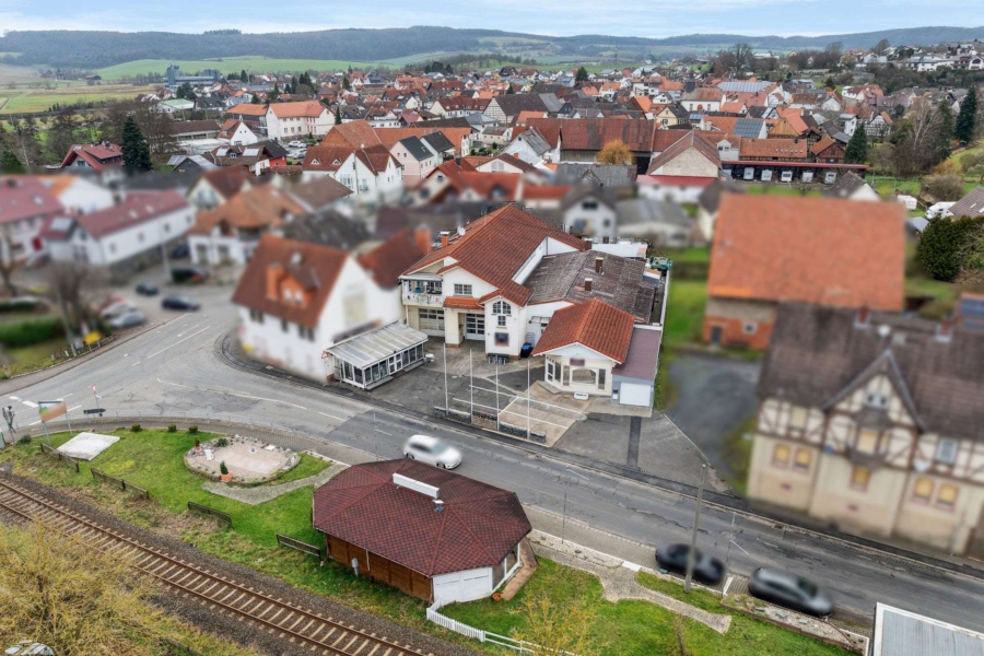 Edificio de 9 habitaciónes en Wetteraukreis, Germany No. 86833
