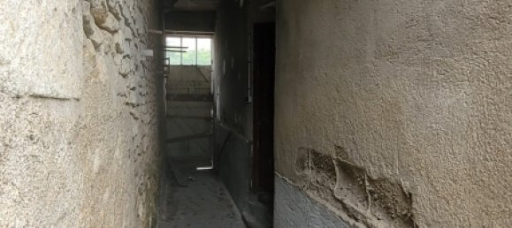 7-Zimmer Stadthaus in Meillant, France, Nr. 215037 10