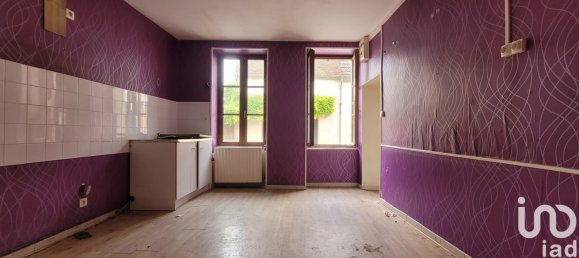 7-Zimmer Stadthaus in Meillant, France, Nr. 215037 2