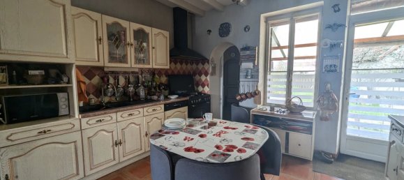 6 bedrooms House in Aubigny-sur-Nere, France No. 52905 17
