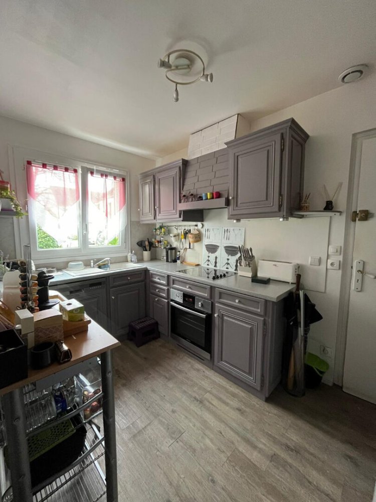 Casa de 4 dormitorios en Marly-la-Ville, France No. 146506