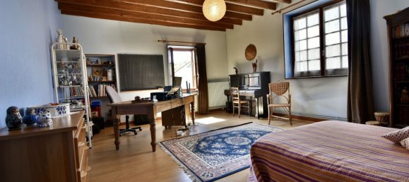 4 bedrooms House in Issou, France No. 131379 2