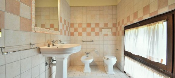 6 rooms Apartment in Siena, Italy No. 86663 20