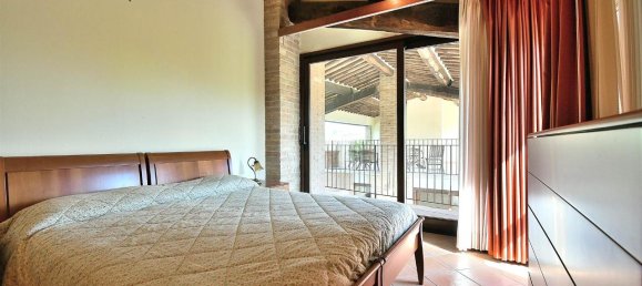 6 rooms Apartment in Siena, Italy No. 86663 13