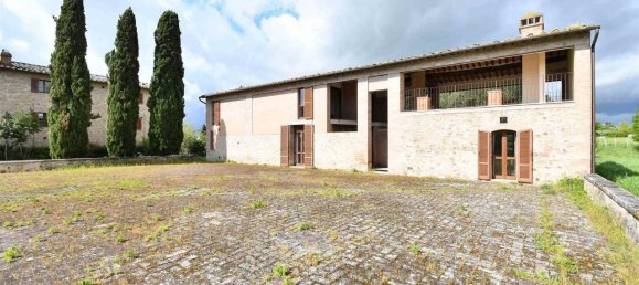 6 rooms Apartment in Siena, Italy No. 86663 3