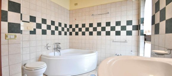 6 rooms Apartment in Siena, Italy No. 86663 18