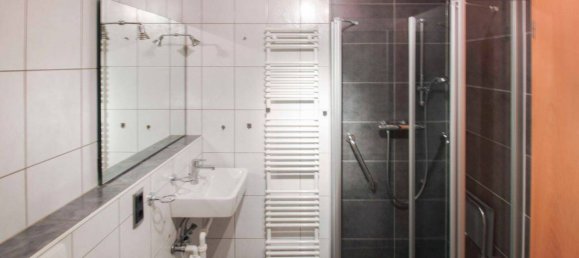 Apartamento de 2 dormitorios en Oberhausen, Germany No. 273737 3