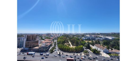 4 bedrooms Apartment in Lisbon, Portugal No. 118839 2