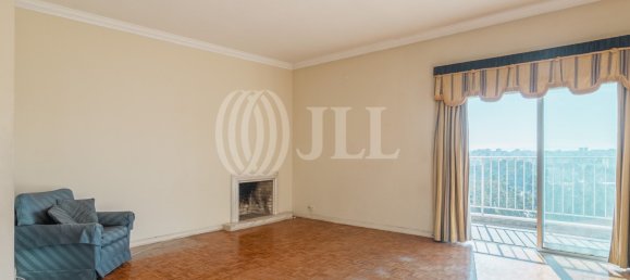 4 bedrooms Apartment in Lisbon, Portugal No. 118839 3