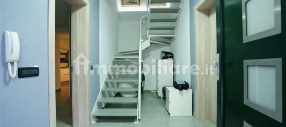 4 bedrooms House in Ferrara, Italy No. 378567 2