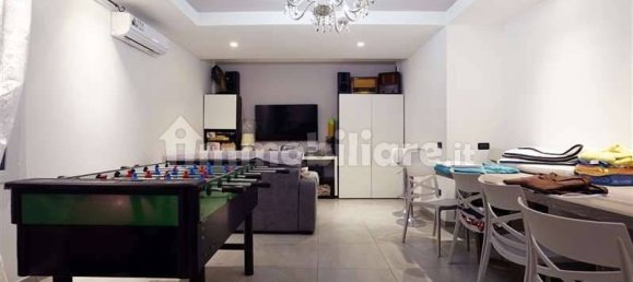 4 bedrooms House in Ferrara, Italy No. 378567 7