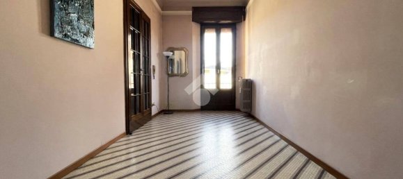 Apartamento T2 em Cremona, Italy N.º 134382 3