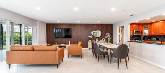 3 dormitorios villa en alquiler en Miami, Miami-Dade, Florida, USA № 615559 20