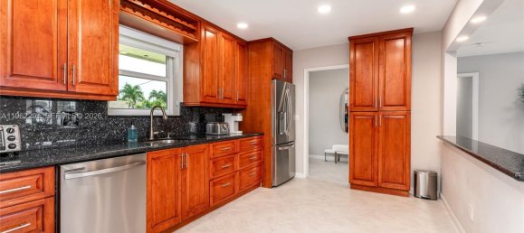 3 dormitorios villa en alquiler en Miami, Miami-Dade, Florida, USA № 615559 23