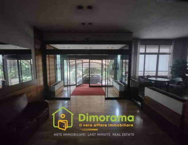 5 rooms Hotel in Cesena, Italy No. 379330