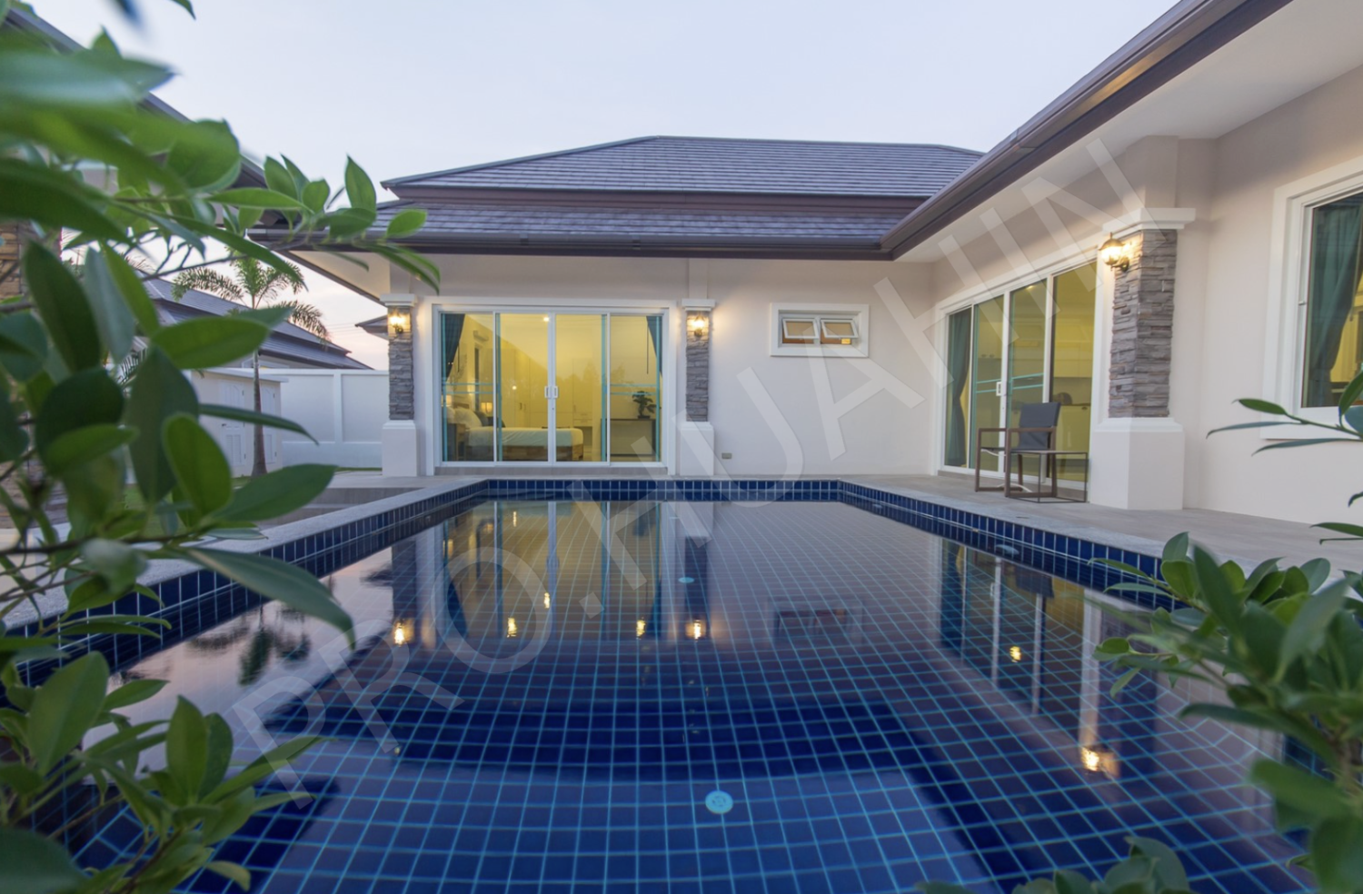 3 Schlafzimmer Villa in Hua Hin, Thailand, Nr. 165752