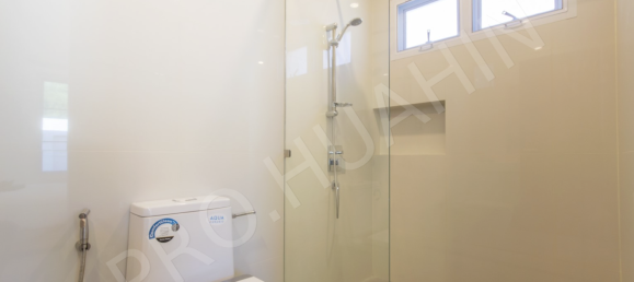 3 Schlafzimmer Villa in Hua Hin, Thailand, Nr. 165752 14