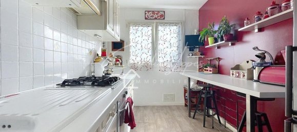 3 bedrooms Apartment in Saint-Gratien, France No. 327935 2