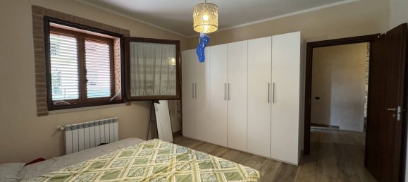 4 rooms House in Pojana Maggiore, Italy No. 374146 9