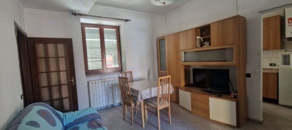 3 rooms Apartment in Venegono Superiore, Italy No. 334169 4