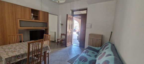 3 rooms Apartment in Venegono Superiore, Italy No. 334169 7