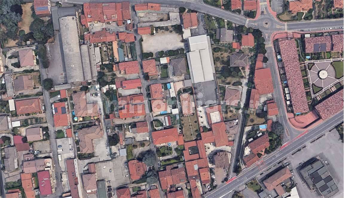 4 rooms Apartment in Ospitaletto, Italy No. 210039