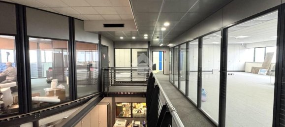 800m² Warehouse in Loreggia, Italy No. 61162 21