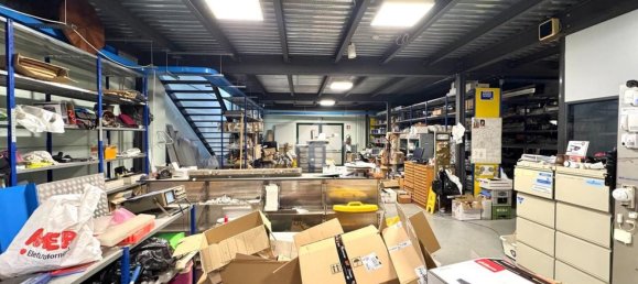 800m² Warehouse in Loreggia, Italy No. 61162 10