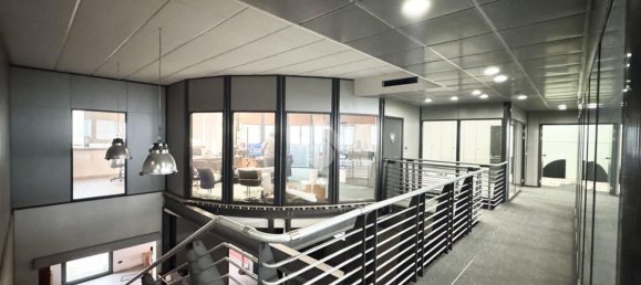 800m² Warehouse in Loreggia, Italy No. 61162 15