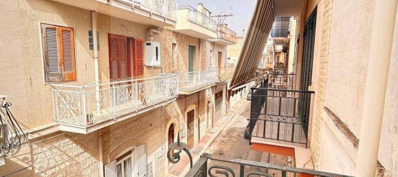 Casa de 2 habitaciónes en Grumo Appula, Italy No. 27787 25