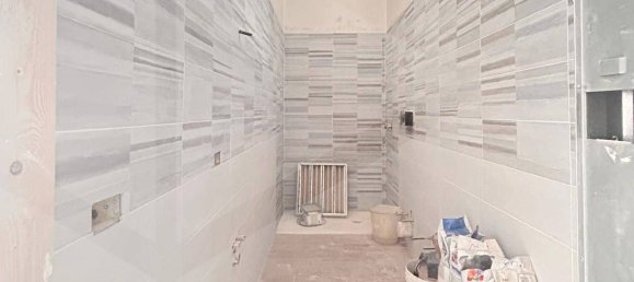 Casa de 2 habitaciónes en Grumo Appula, Italy No. 27787 21