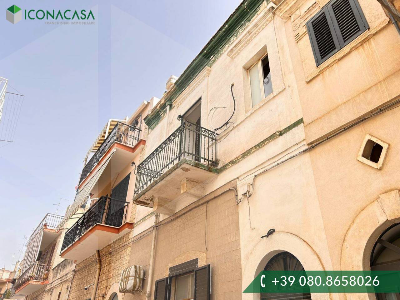 Casa de 2 habitaciónes en Grumo Appula, Italy No. 27787