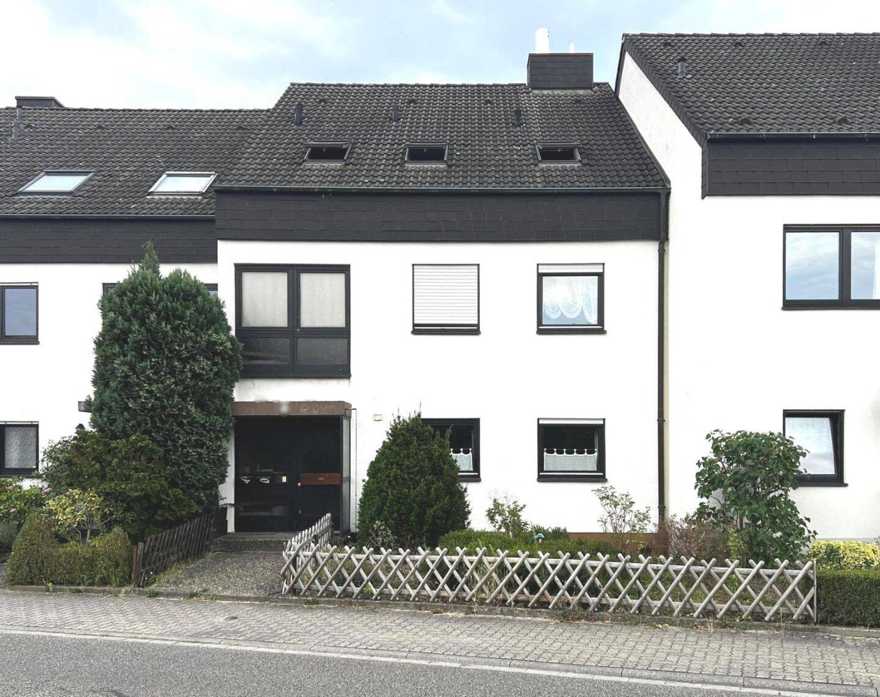 5 bedrooms Townhouse in Karlsruhe, Germany No. 317156
