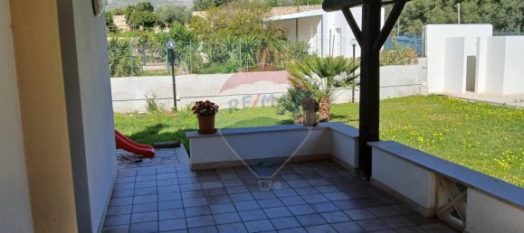 Вилла с 5 комнатами в Авола, Италия № 127936 8