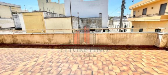 Здание 356м² в Casarano, Италия № 301360 10