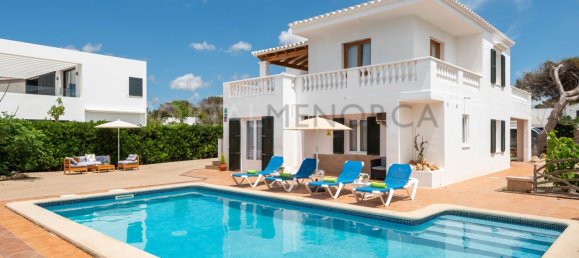 4 Schlafzimmer Villa in Cala Blanca, Spain, Nr. 252002 10