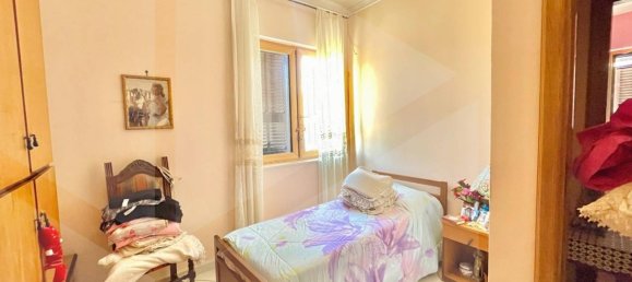 Apartamento de 3 dormitorios en Giugliano in Campania, Italy No. 260296 7