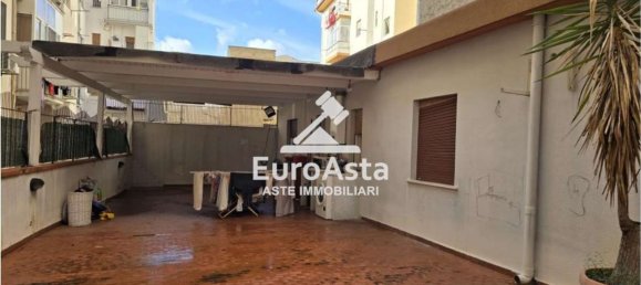 3 bedrooms Apartment in Palermo, Italy No. 347004 14