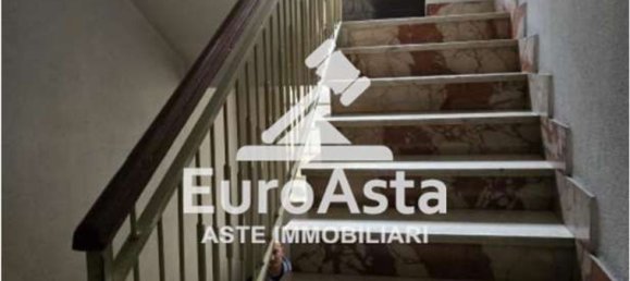 3 bedrooms Apartment in Palermo, Italy No. 347004 4