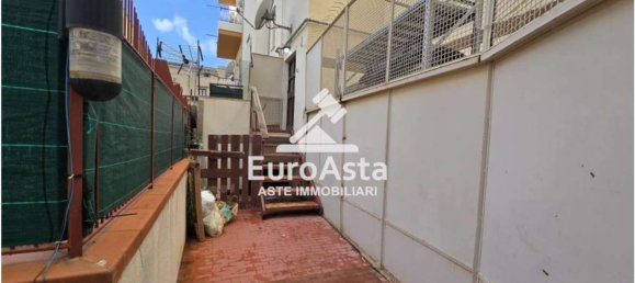 3 bedrooms Apartment in Palermo, Italy No. 347004 7